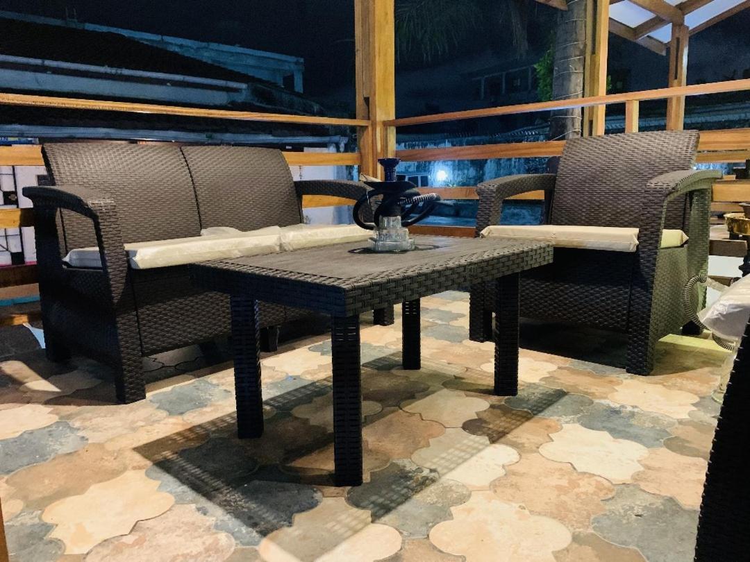 Namaste Hotel & Restaurant Libreville Luaran gambar
