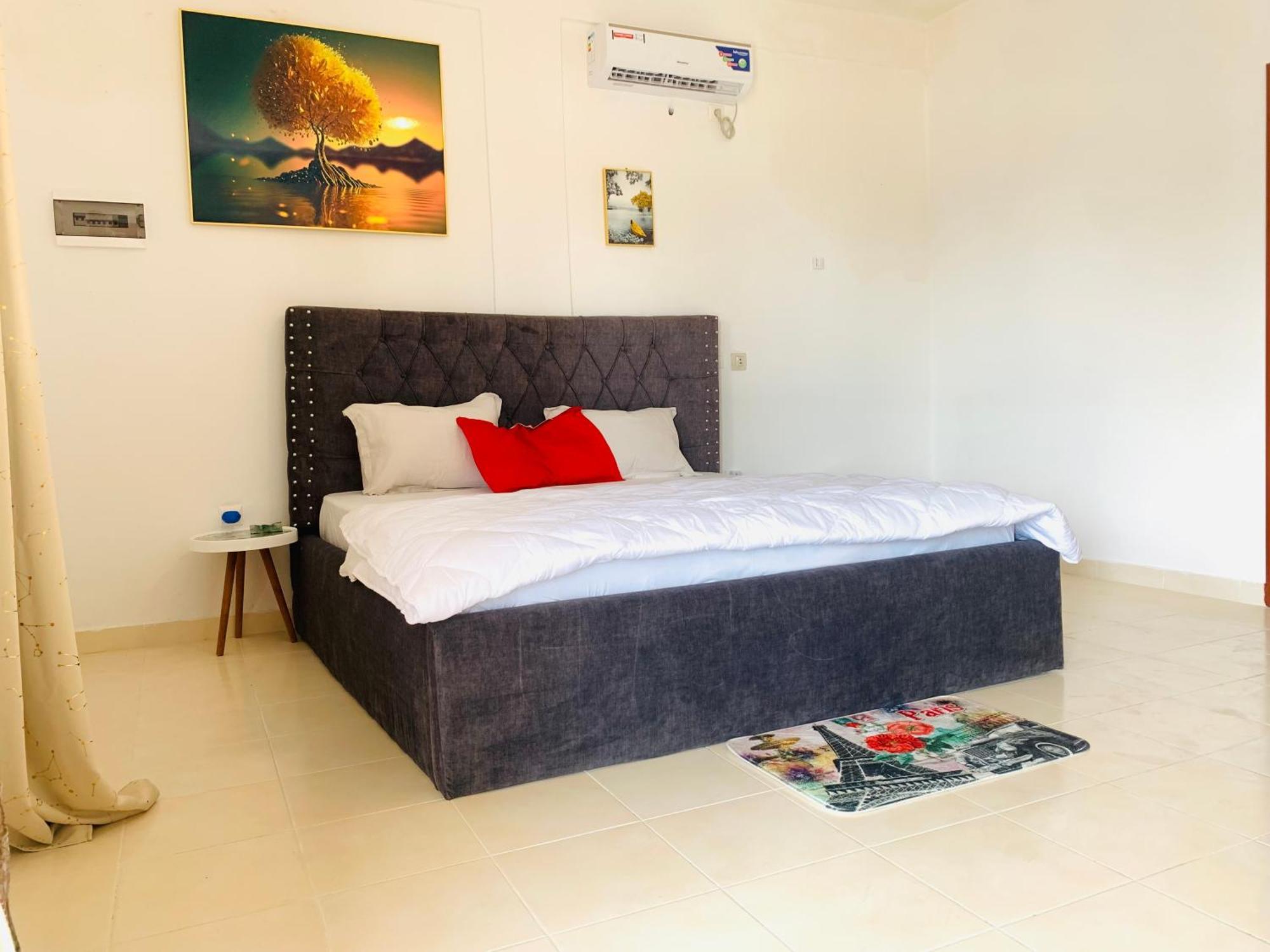 Namaste Hotel & Restaurant Libreville Luaran gambar